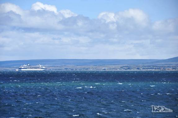 Atravessando o Estreito de Magalhães, de Punta Arenas à terra do Fogo, no sul do Chile